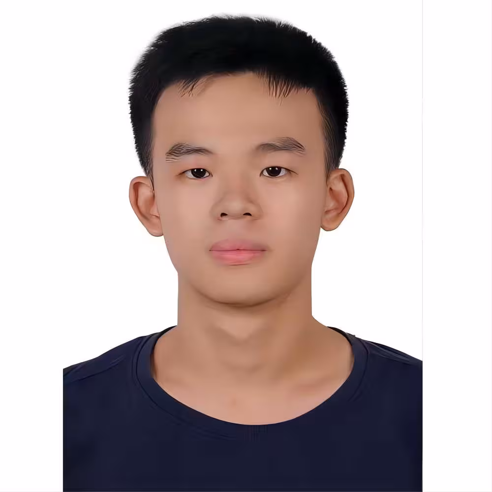 I am Qingqi. I am wearing a dark blue shirt.
